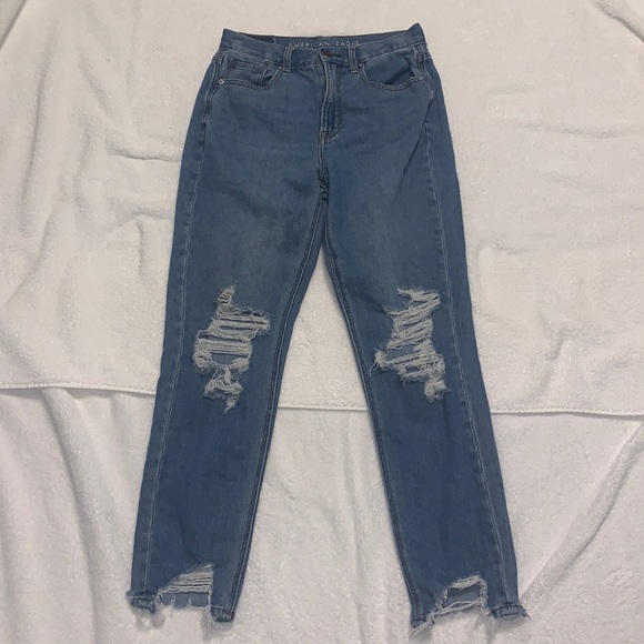 I am selling a pair of jeans from American eagle size is 2 color blue - Picture 1 of 2